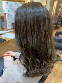 レイ 万博記念公園店(Ray)の写真/【旬髪をGET！】透明感のある柔らかいニュアンス◎ダメージレスだから色も長持ち！