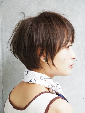 マイロ(mailo) 大人かわいいマッシュショート×フェザーバング