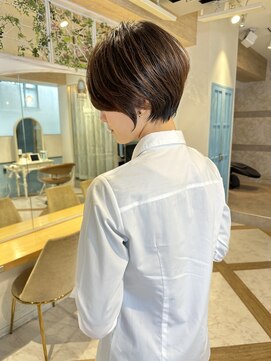 ロンド ストラーダ 心斎橋(Lond strada) ショート×ハイライト白髪ぼかし×シルキーベージュ[心斎橋]