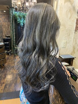 ヘアー クリエイト カルバリ(HAIR CREATE Calbari) ハイライトアッシュグレー