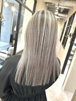 トリコ(torico)&nbsp;バレイヤージュ (ナチュラルプラチナ)  【八王子ブリーチ】