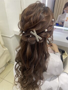 ヘイルジューシー(hail JUICY) ハーフアップ