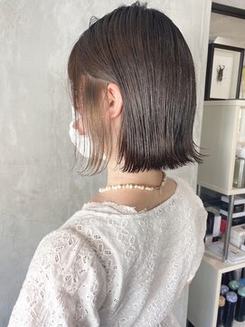 ヴォロ 佐賀(VoLo) 切りっぱなしボブ/美髪/ピンクブラウン[佐賀駅]