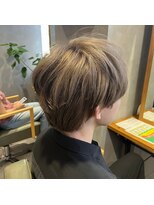 ビス リアン 川口店(Vis lien) ベージュ系/束感/ハンサムショート