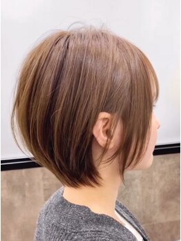 リル(RIRE)の写真/一人一人の髪のクセや骨格を見極め、再現性の高いカット技術で、あなたの理想のスタイルに♪