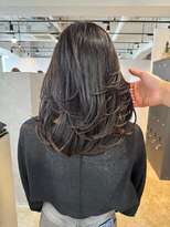 メリー オオサカ(Merly Osaka)&nbsp;スタイリングも簡単でオシャレなレイヤーカット