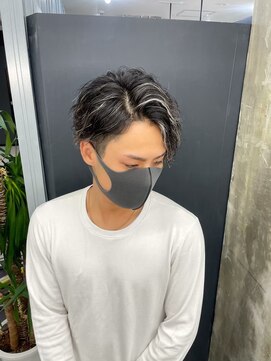 メンズサロン キング 高槻店(Men’s salon K!ng) 波巻きツイストスパイラルパーマ/フェザーパーマ/眉毛/メンズ