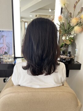 アイシー ヘアーメイク(ic hair make) ひし形に決まる華やかレイヤー