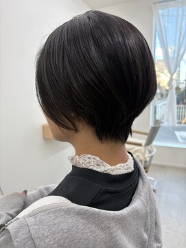 ロリ(Loli) 大人のナチュラルショート