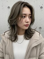 フルショウ 苦楽園店(FURUSHO)&nbsp;グレーブラウン/全頭ブリーチ/ハイレイヤーカット