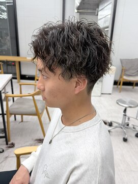 ビューナゴヤ 名駅(VIEW NAGOYA) メンズ/ハイライト/波巻きパーマ/サーフカール/メンズパーマ