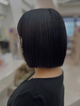 ラビス(Lovis) 大人ガーリー/似合わせカット/ミディアムレイヤー