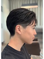 メンズヘアフェイス(Men's hair FACE。)&nbsp;刈り上げセンターパート/フェザーパーマ/メンズパーマ