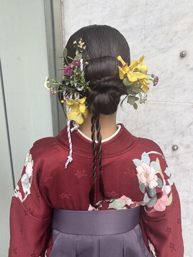ミラ(Mila) 卒業式和装ヘア★カチモリ生花！