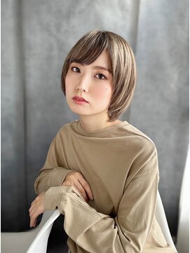 ヘアーアンドスマイル バル(hair&smile Baru) 艶感ベージュのふんわりショートスタイル