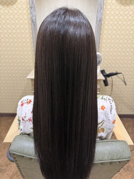 リブラン バイ ルッカ(Liburan by Lucca) 6月最上級髪質改善