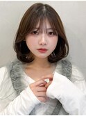 ミルクブラウンうる艶髪ワンカール似合わせカット外ハネボブ