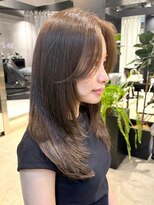 ラブクロムトーキョー オモテサンドウ(LOVECHROME OMOTESANDO) ミルクブラウンのレイヤーカット