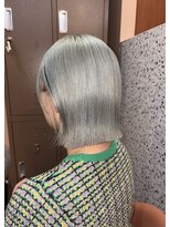ジーナ 赤羽(XENA)&nbsp;艶々ホワイトシルバーカラー