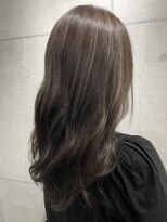 ジンジャー(GINGER)&nbsp;ナチュラル×ハイライト×細め×くすみ感×髪質改善