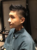 カレンズオブスタイル(CURRENNS OF STYLE)&nbsp;フェザーアップ　フェードカット