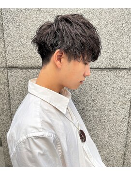 ノイセル 西本町(Noisyle) ツーブロックマッシュツイストスパイラルツーブロックショート