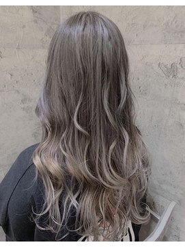 BL ブロッサム 高坂店(BL Blossom) バレイヤージュ グレーカラー