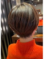 スパイスアヴェダ サロンアンドスパ 玉川高島屋SC店(SPICE AVEDA salon&spa) 大人可愛い耳掛けショート