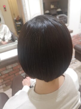 ルシードスタイル クリザンテーム まるボブ