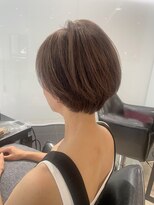 ラブクロムトーキョー オモテサンドウ(LOVECHROME OMOTESANDO)&nbsp;前髪マチルダボブインナーグレージュ小顔カットピンクベージュ