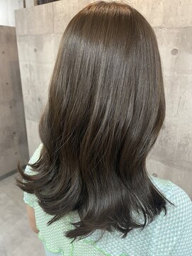 リティアンドビューティースタジオモッズシブヤ(LITTY&beauty studio M.O.D shibuya) #イルミナカラー#オリーブグレージュ#透明感カラー#艶カラー