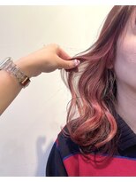 オーガスト ヘア ネイル(AUGUST hair nail)&nbsp;ストロベリーピンク／ブリーチ2回～／横浜／イヤリングカラー