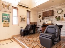 ブルージュの雰囲気（落ち着ける雰囲気の店内です。）