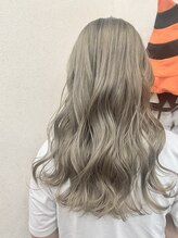 エオル(Eowl) ベージュ系グレージュカラー