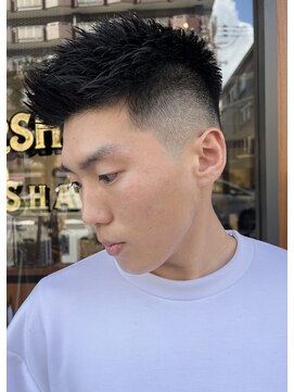 スワッグバーバースタジオ(SWAG BARBER STUDIO) ジェットバングフェード