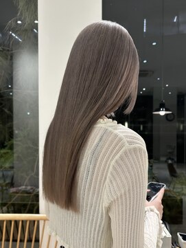 ライン(LINE) silky greige