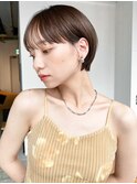 ショートボブ前髪カットおくれ毛ミルクティー_ba480772
