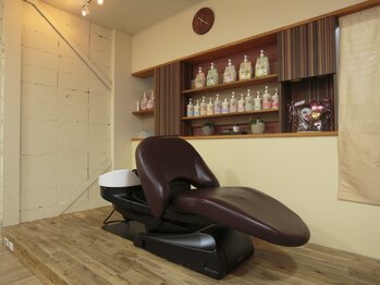 アトリエ ポップ ハーツ(Atelier POP Hearts)の写真/“ここでいい”ではなく“ここがいい”一人のスタイリストが最初から最後まで担当する隠れ家サロン♪