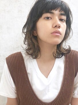 ヴィジョン(VISION) 襟足インナーカラー*ミディアムウルフ