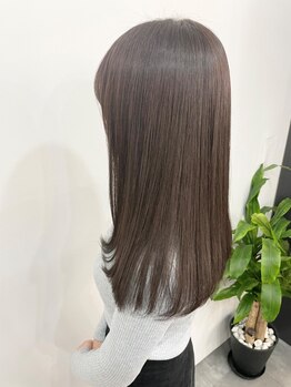 ルヴェルヘアー(Revel hair)の写真/一度は試して欲しい!!うるおい溢れる自然な柔らかさを出す当店自慢の縮毛矯正♪