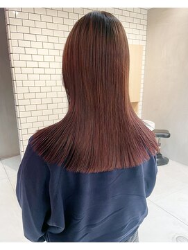 ハル(HAL) レッドブラウン×ぷつっとロングヘア