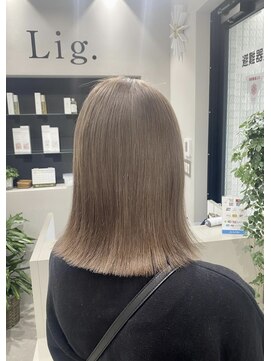 リグ 横浜(Lig.) ハイトーンベージュカラー/ケアブリーチイルミナダブルカラー