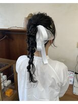 スロウ(sloe)&nbsp;ポニーテールアレンジ