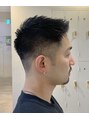ビブ(VIV) 軽い質感のフェード風フェザーショート。束感スタイルが得意です