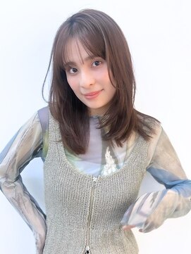 ランテルディ 渋谷(LANTERDIT) 顔周りレイヤーカット　アッシュベージュ　シースルーバング