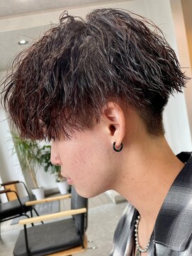 フゥ 宇都宮(FeU) 波巻きパーマメンズパーマメンズヘアツーブロックツイストパーマ