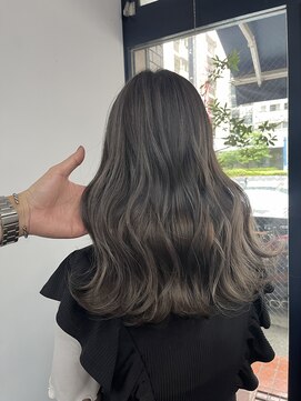 ジョナサン リヴィングストン(JONATHAN LIVINGSTON) ハイライト／バレイヤージュ/Wカラー