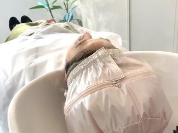 ウタ バイ グリーム ハラジュク 聖蹟桜ヶ丘(Uta by Gleam harajuku)の写真/【炭酸ムースを使用した極上ヘッドスパ☆】頭皮の血行を促進し、健やかな美しい髪へと導きます！