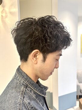 ローネス ギンザ(LONESS ginza) スパイラルパーマ/パーマヘア/スパイキーショート/大人男子/銀座