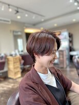 トゥファインラックス(toofineLuxe)&nbsp;耳半分スッキリハンサムショートスタイル